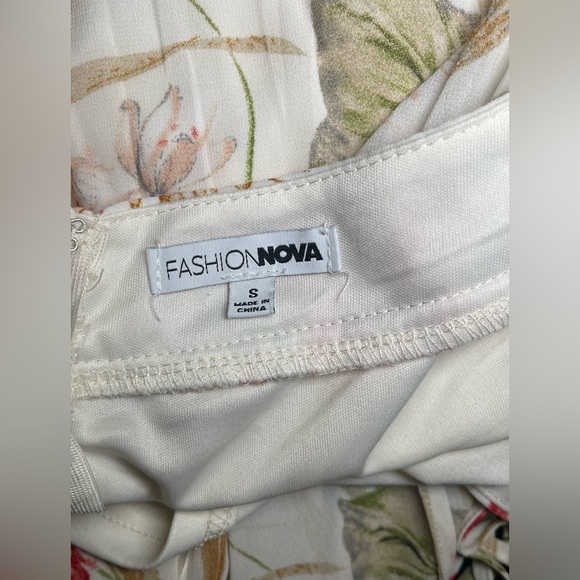 Ivory floral fashion nova maxi dress - Picture 6 of 6